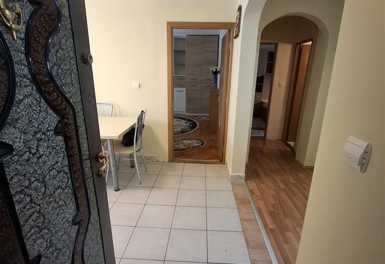 Girocului-Judetean 3 camere decomandat centrala gaz - Poză 2