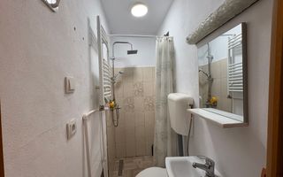 Garsoniera de inchiriat la casa I parter I Piata Cluj - Poză 5