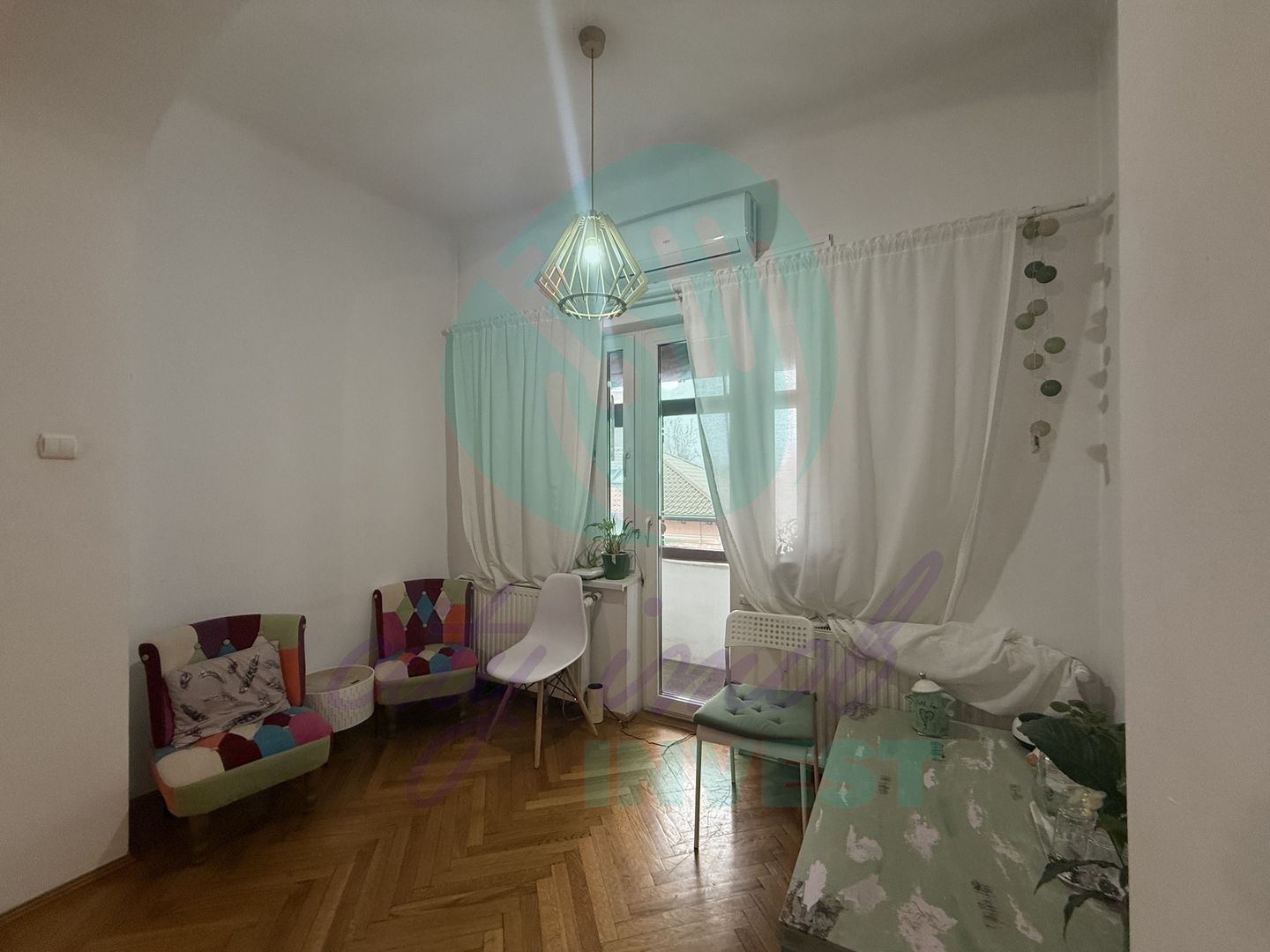 Spatiu, lumina si eleganta intr-un apartment interbelic - Poză 10