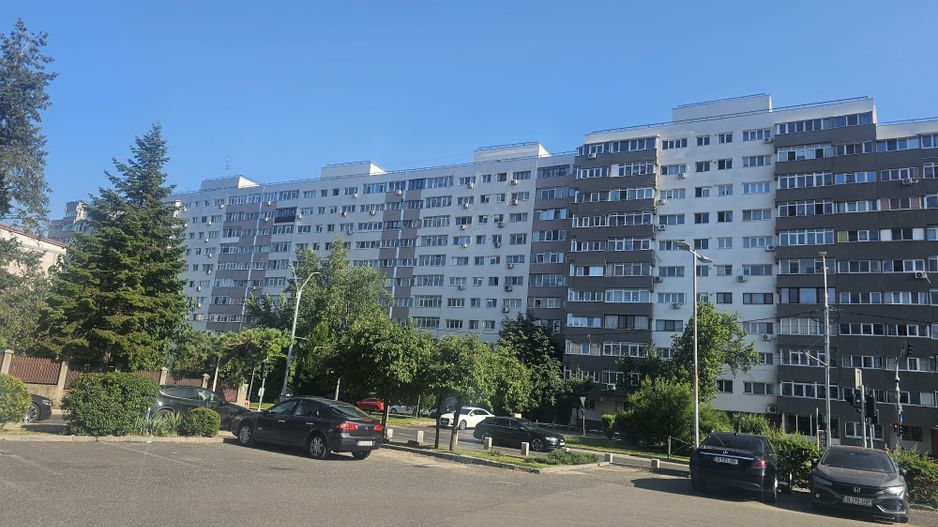 Apartament 3 camere Drumul Taberei, vis-a-vis de Plaza, dupa cutremur - Poză 1