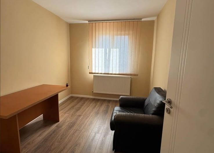 apartament de inchiriat - Poză 2