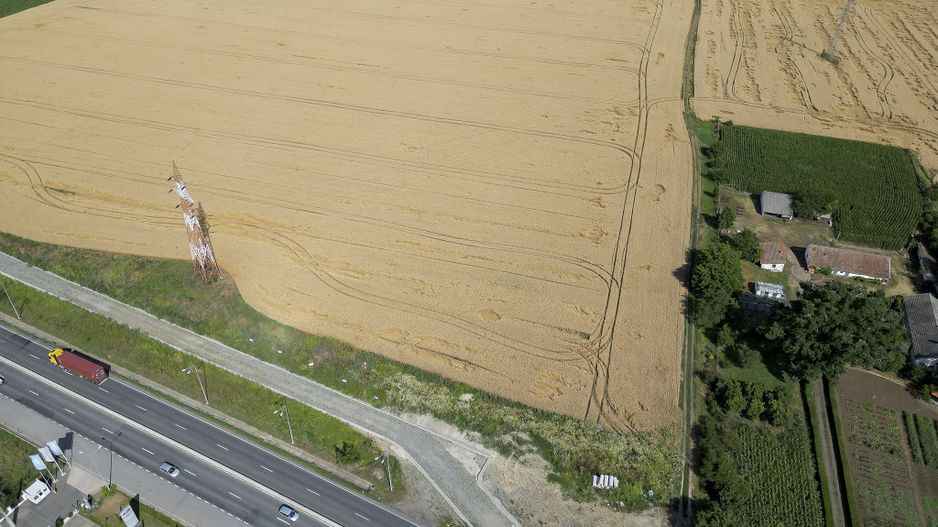 Teren 7653mp cu PUZ aprobat DN Arad Oradea - Poză 5