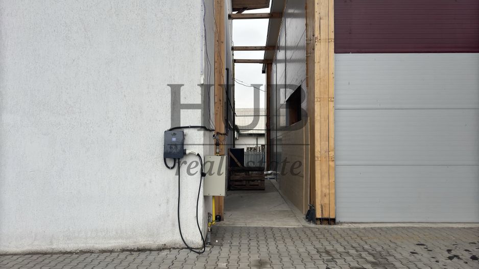 Showroom cu cladire de birouri | stradal | Roman/Neamt - de vanzare - Poză 6