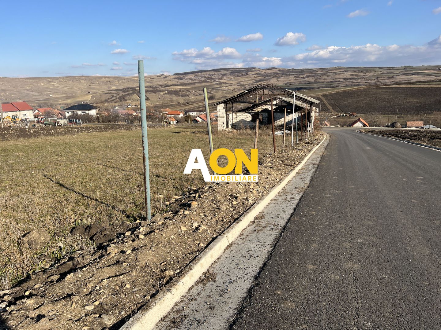 2,314 Mp in Daia Romana, toate utilitatile la asfalt, 80ml deschidere - Poză 4