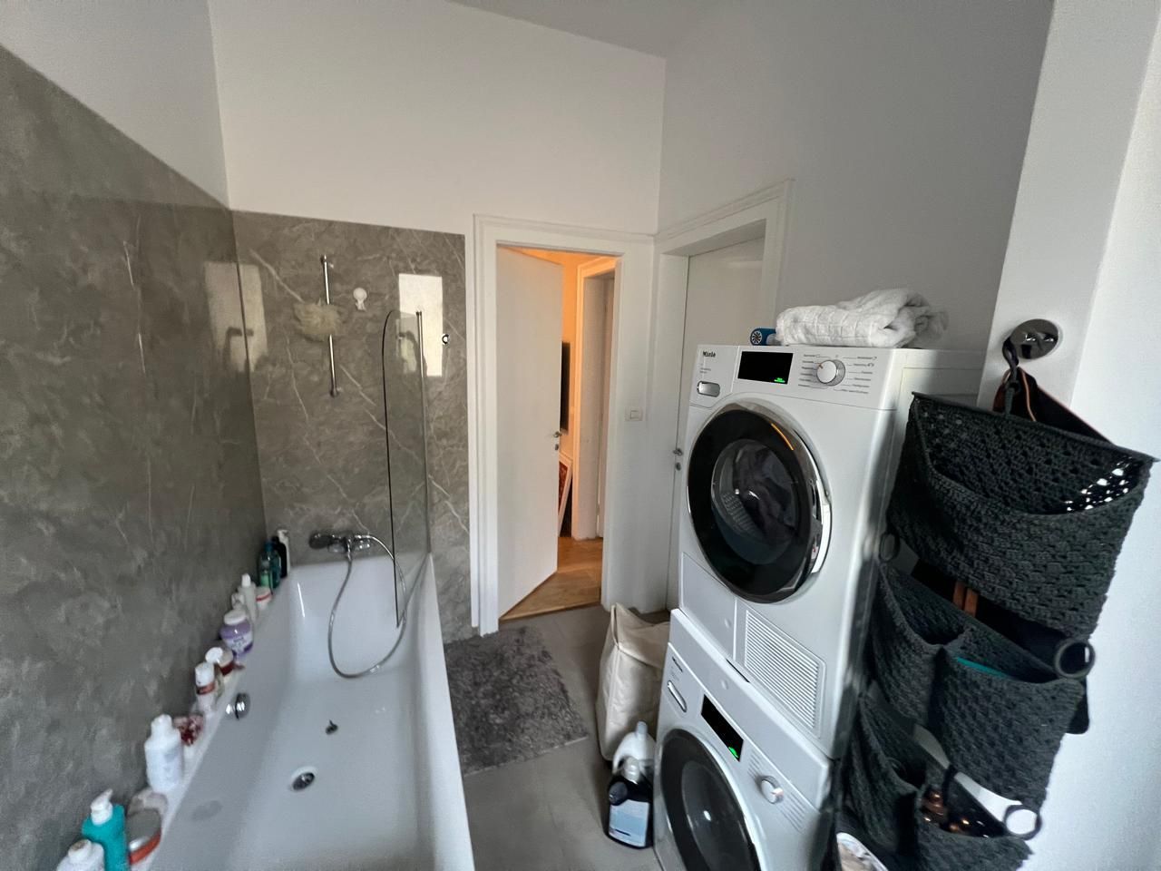 MEDICINA - CENTRAL- ETAJ 1 - 4 cam - 3 bai - centrala proprie - Poză 14