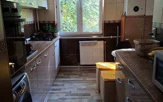 Apartament 4 camere, decomandat, 80.94 mp - Poză 1