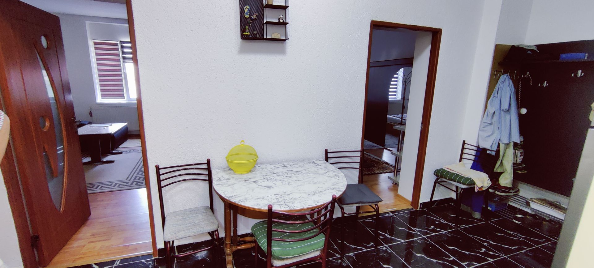 CASA 65 MP LA CURTE COMUNA CU TEREN 650 MP ZONA FRATELLI - Poză 8