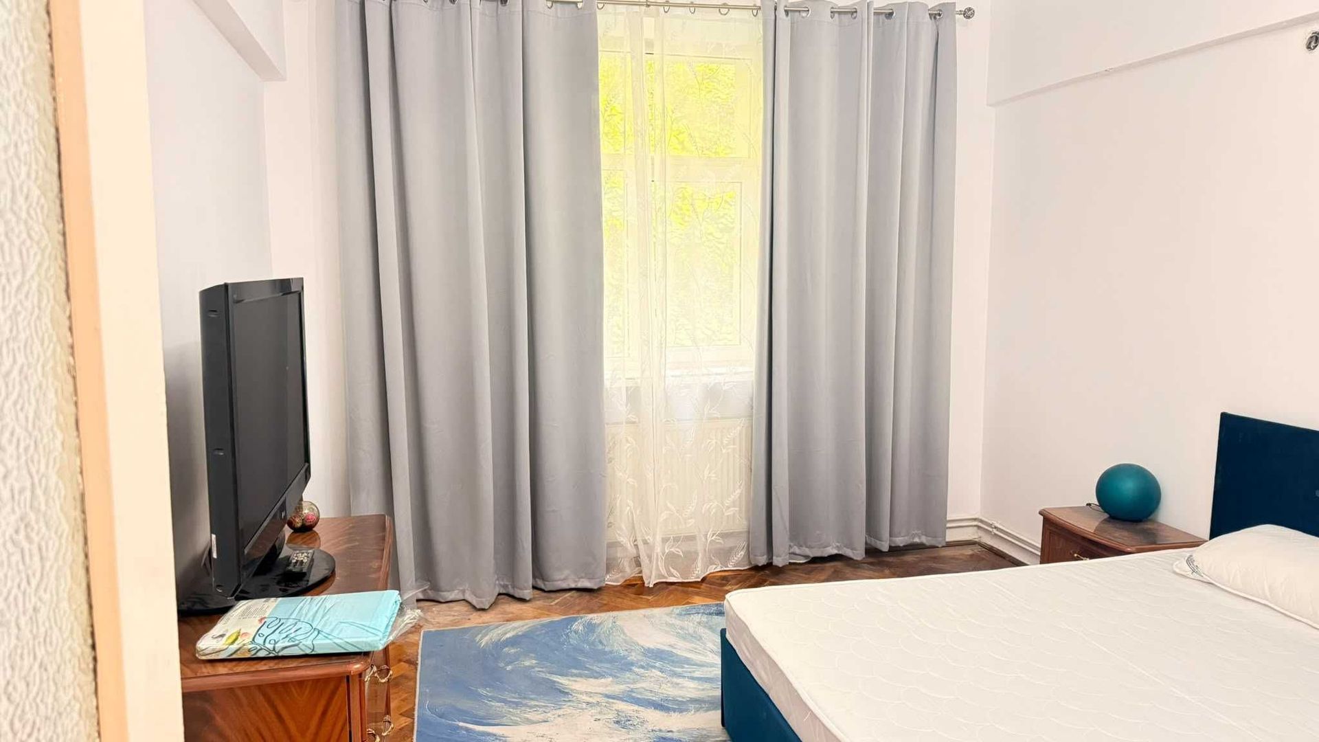 Apartament 2 camere renovat integral - Poză 2