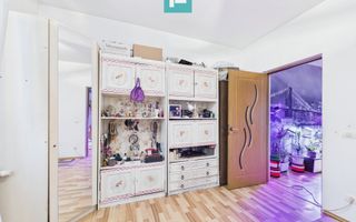 Casa cu 6 camere in Parneava - Poză 4