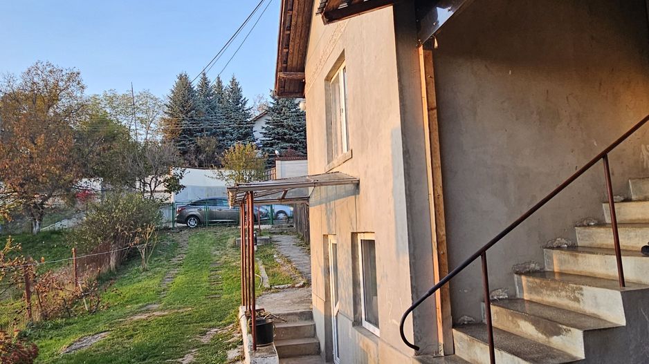 Casa 127mp mobilata/utilata+ anexa+garaj+beci+teren intravilan 1233 mp - Poză 25