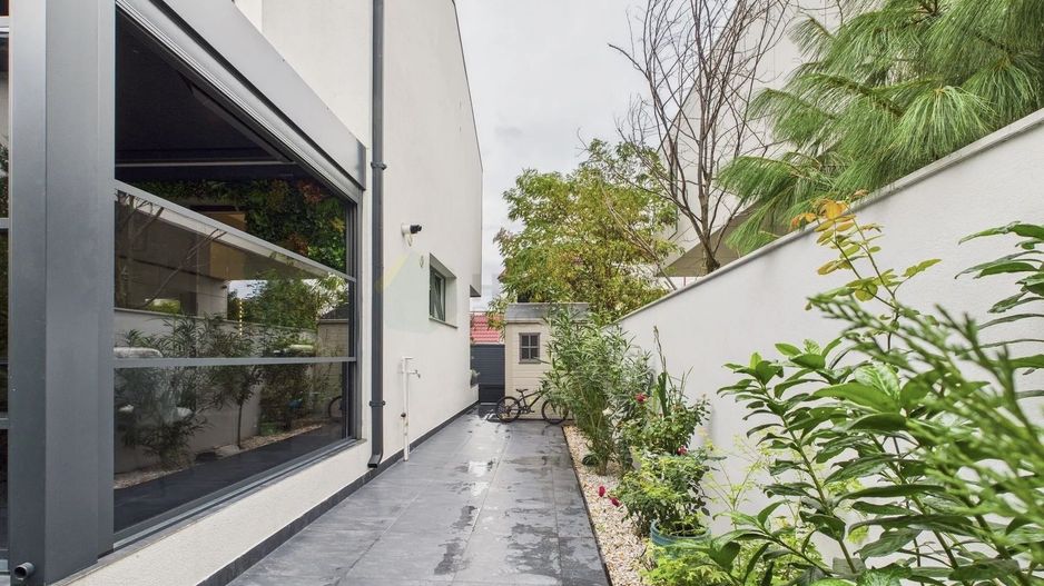 Locuinta complet amenajata | 5 camere| Otopeni - Poză 35