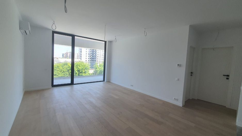 Apartament spatios 4 camere One Cotroceni Park - Poză 1