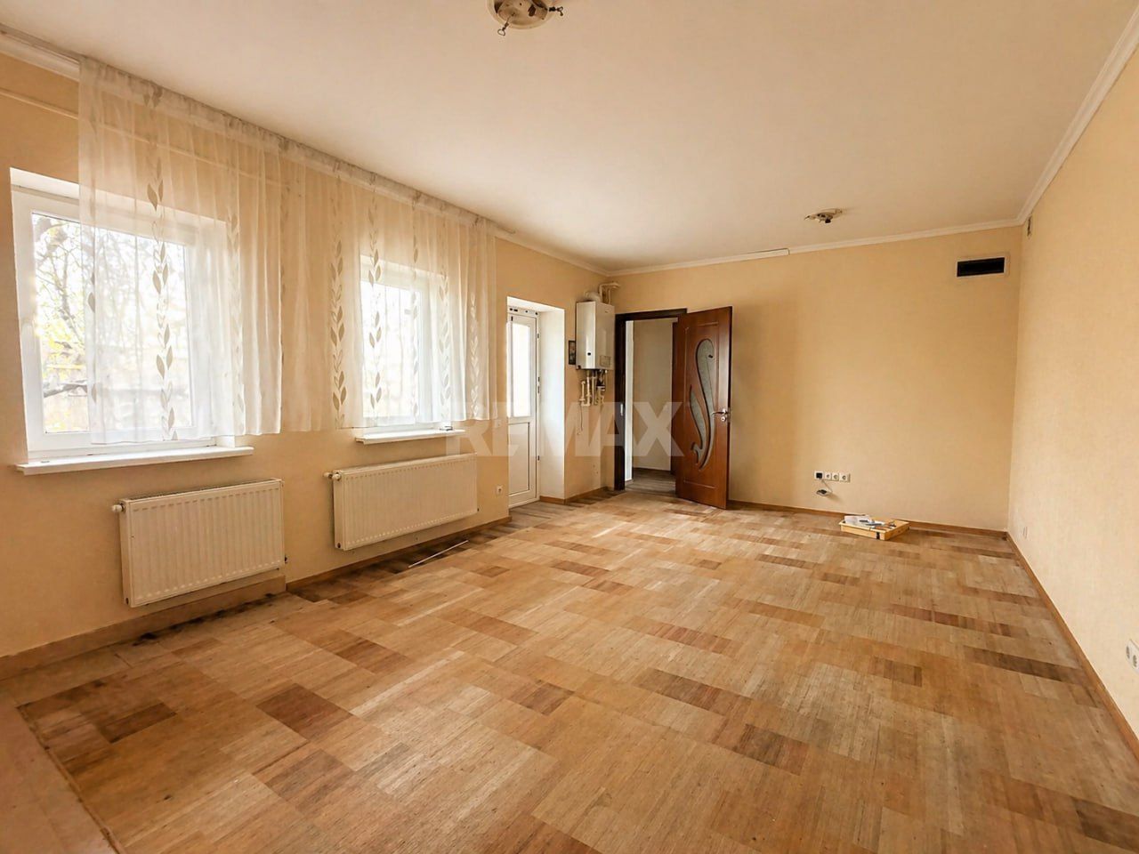 Casă + teren 7,48 ari și garaj – Drochia | 178 m² | 55.000 € - Poză 18