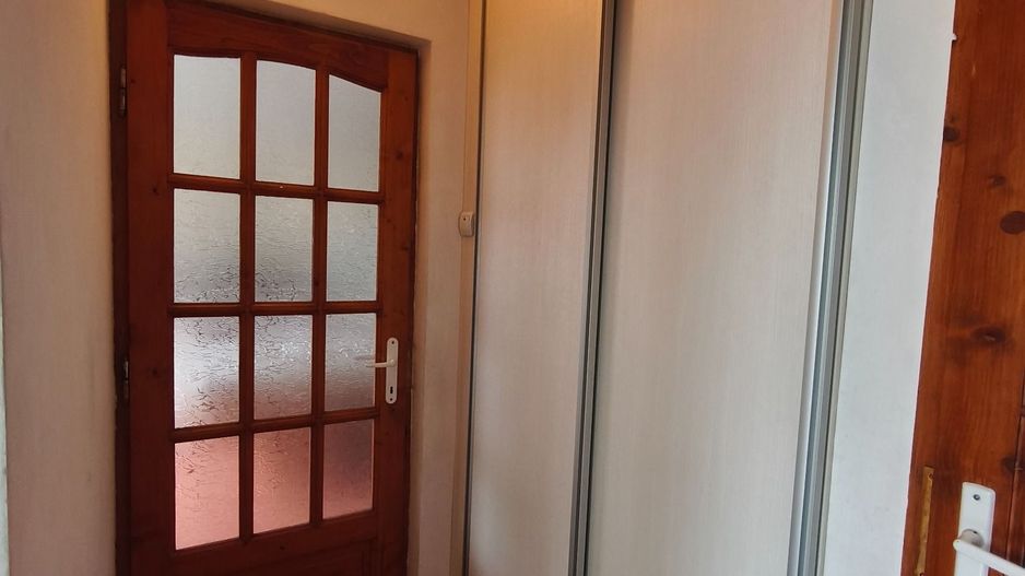 Casa 3 camere, 97 mp(etaj 1) + 2 spatii anexe in aceeasi curte - Poză 13