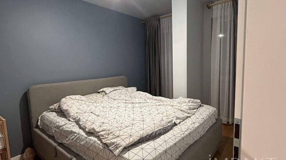 Vanzare apartament cu 3 camere, etaj intermediar, terasa, parcare! - Poză 11