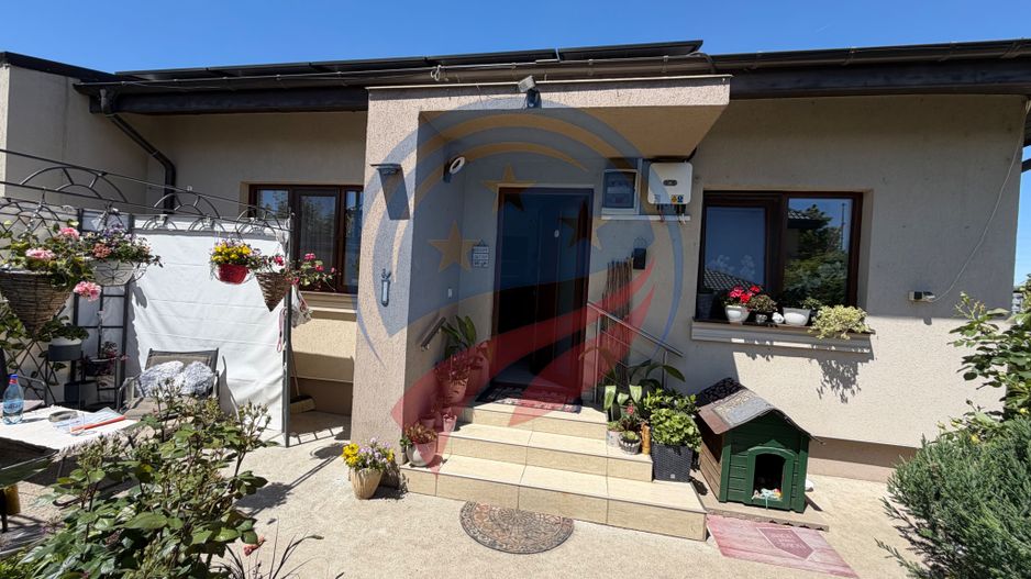 CASA PARTER LOCUITA UTILATA TOTAL IN BARIERA VALCII - Poză 2