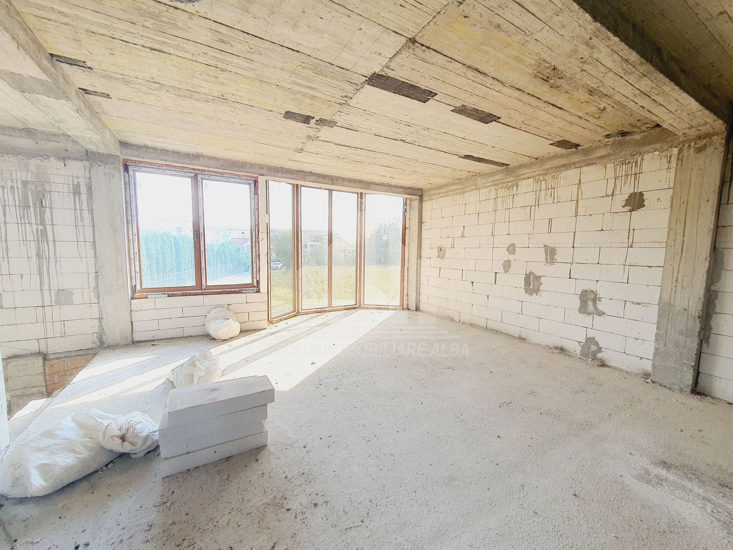 Casa tip duplex de vanzare, Ampoi 2 - Poză 2