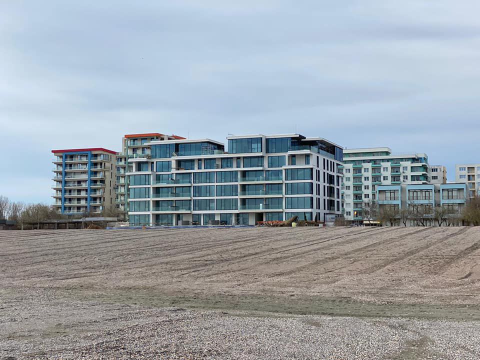 Apartament modern de 4 camere, situat în zona Nord din Constanța - Poză 13