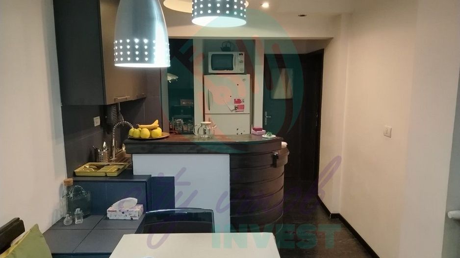 2 Camere Piata Constitutiei-Palatul Parlamentului - Poză 2