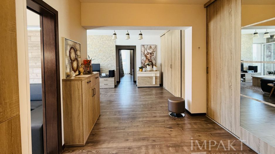 Apartament cu 3 camere in Andrei Muresanu, zona Calea Turzii! - Poză 1