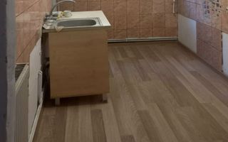 Oportunitate Apartament cu trei camere, Renovat int- zona Astra, 65 mp - Poză 4