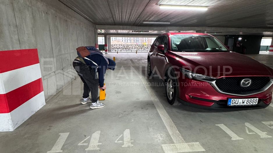 Inchiriez parcare acoperita Top City, Coresi- Covered parking for rent, Coresi - Poză 2