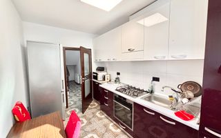 1/2 Duplex - Giroc - zona Planetelor - 4 camere | Poarta electrica - Poză 5