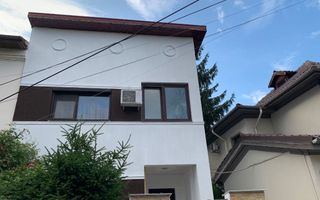 Vilă Elegantă în Domenii – Oportunitate Unică de Vânzare - Poză 1