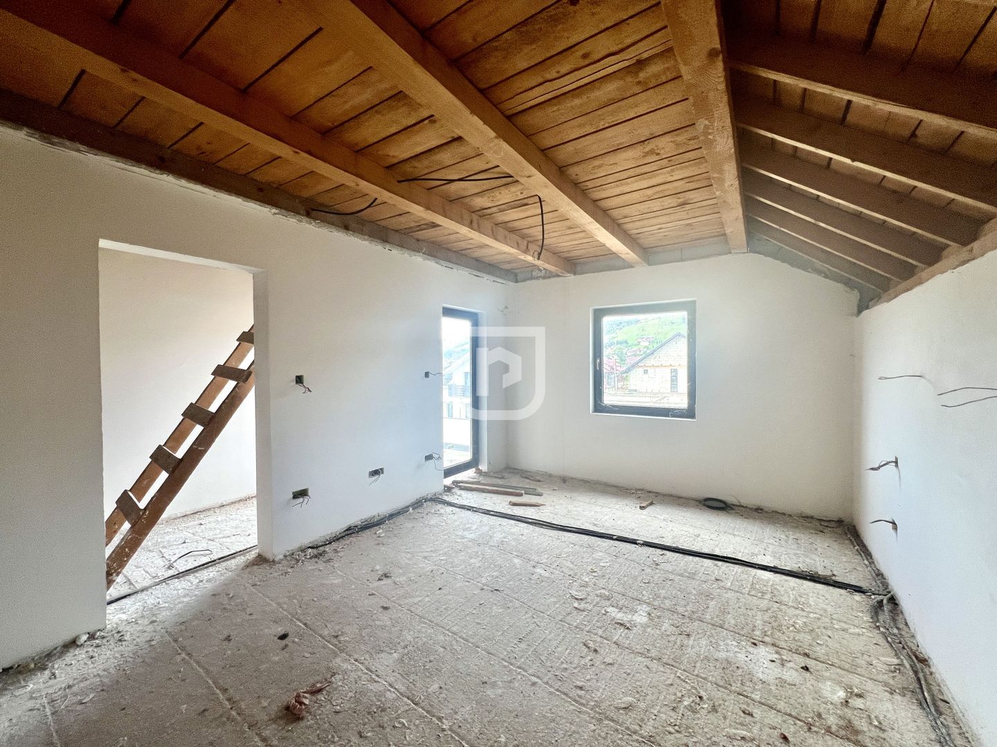 Casa "rosu+" in Gura Humorului | Bucovina - Poză 9