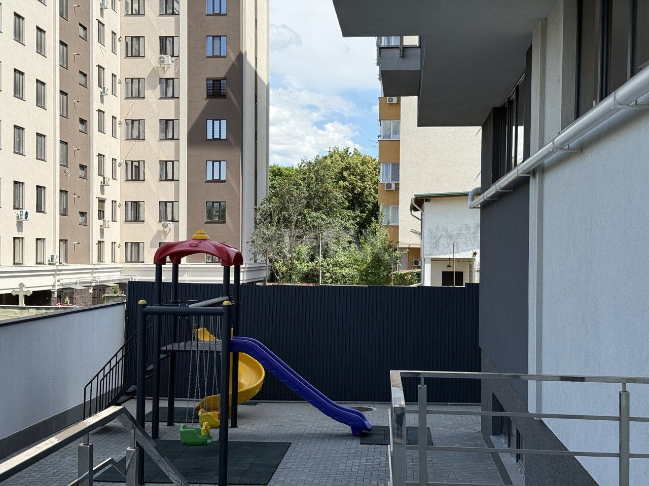 Vânzare apartament cu 2 dormitoare si living la Buiucani - Poză 9