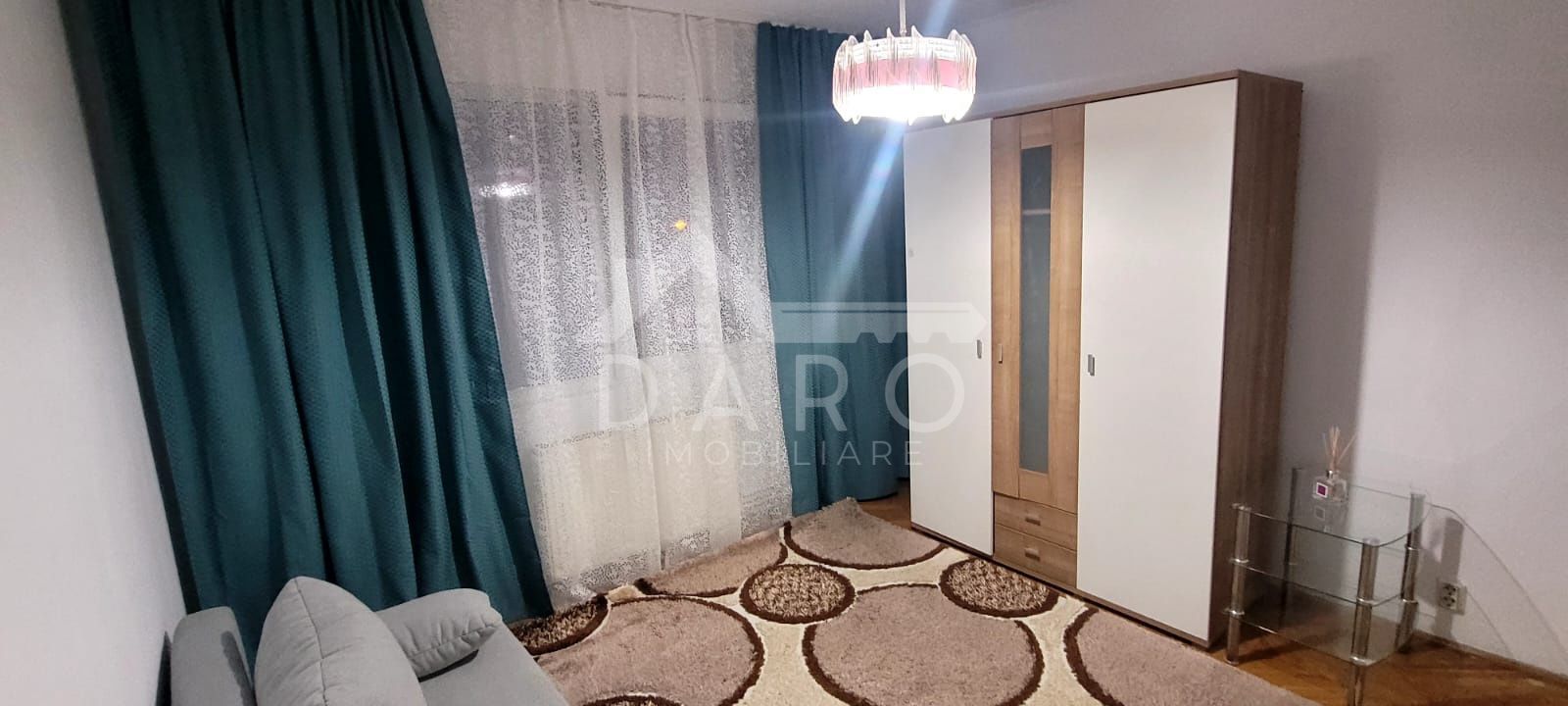 Închiriez apartament cu trei camere, în cartierul Tudor Vladimirescu - Poză 4