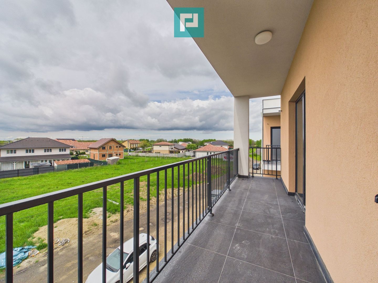 Apartament cu 2 camere în Moşniţa Nouă - Poză 9