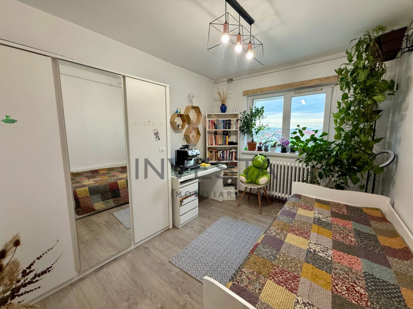 Apartament decomandat cu 4 camere si 2 balcoane - zona Marasti! - Poză 7