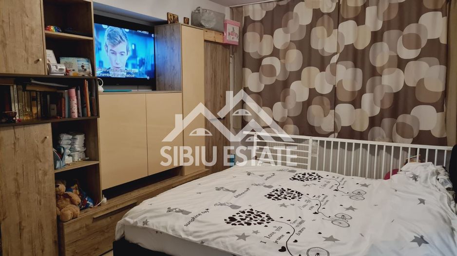 Apartament de vanzare cu 2 camere etaj 3 -Cartier Turnisor - Poză 12