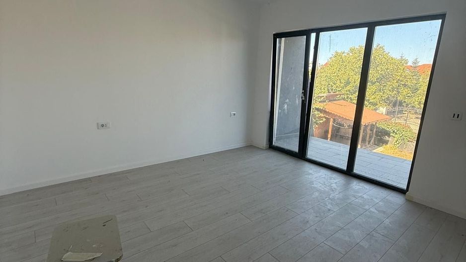 De vanzare – jumatate de duplex modern, parter + etaj | 150 mp utili | - Poză 8