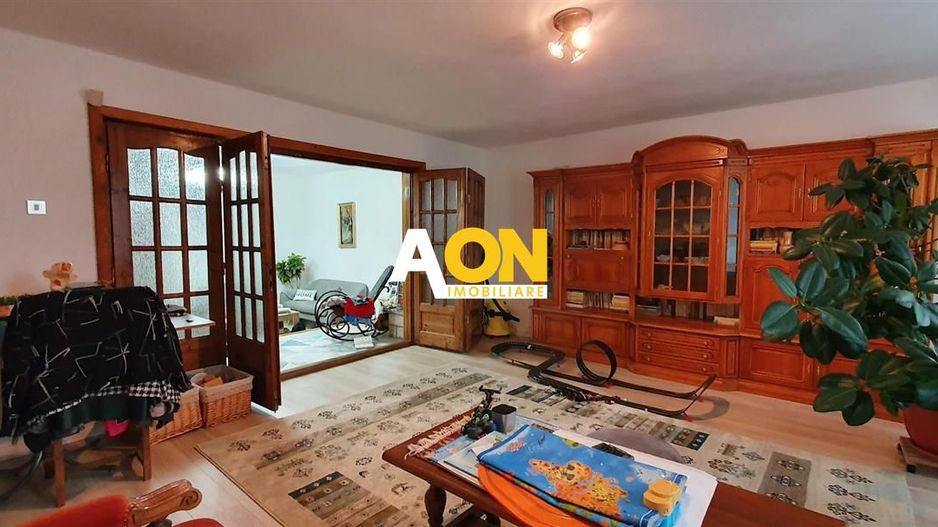 1/2 Duplex, D+P+1, 6 camere, 1000 mp teren, Barabant - Poză 9