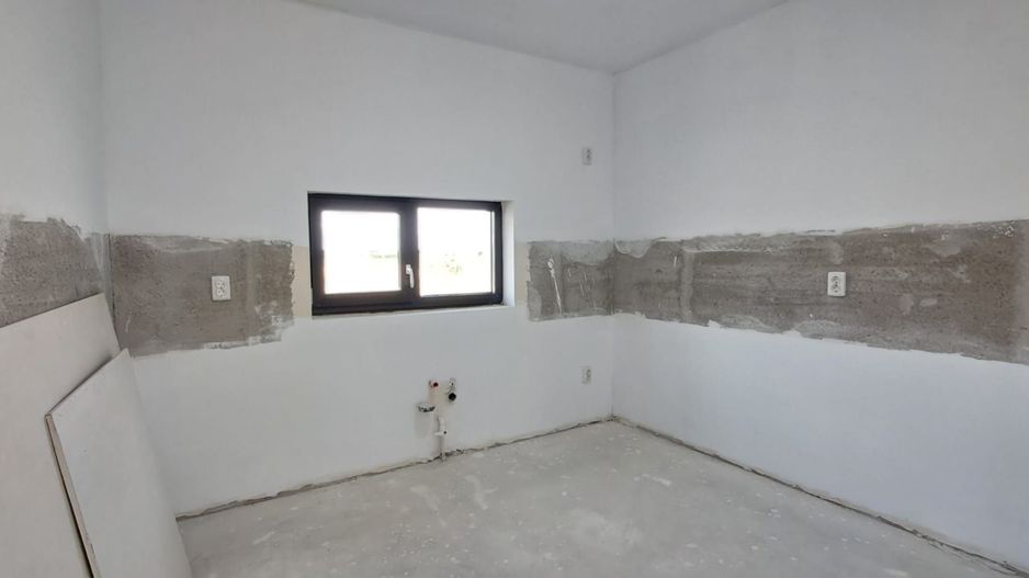 SABARENI casa individuala P+Pod, teren 500 mp, utilitati, COMISION 0%! - Poză 5