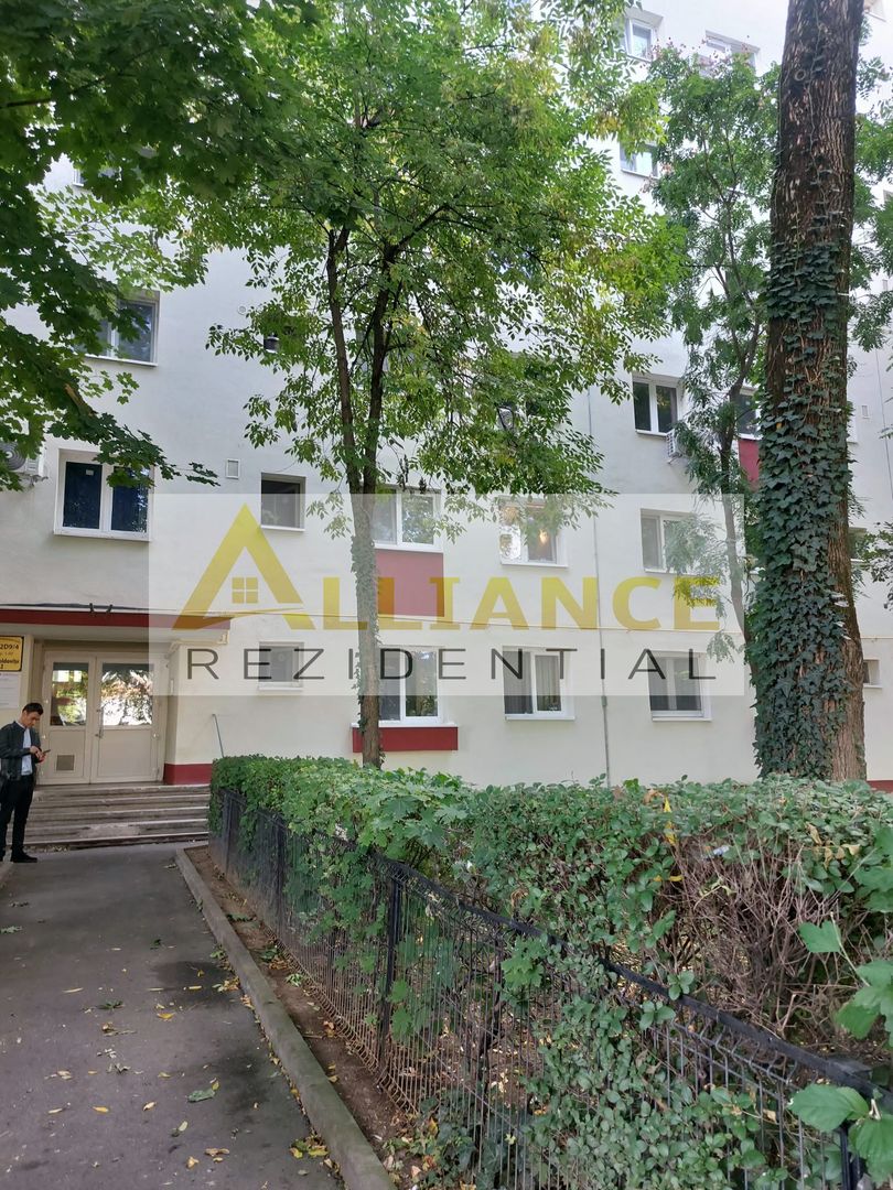 Sector 4 Apartament 2 Camere CF 2 Str Moldovita - Poză 1