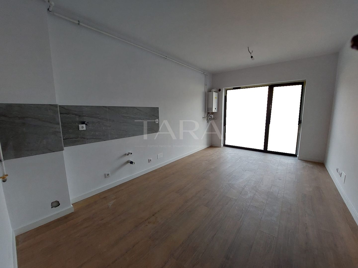 Apartament 2 camere modern, cu terasă, în Florești. - Poză 1