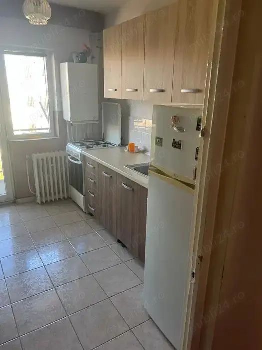 BRASADAS vinde ap 2 cam etaj 3/4 in Micro 17. - Poză 7