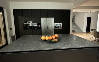 Locuinta individuala exclusivista cu piscina - Dumbravita - Poză 11