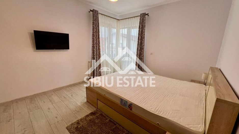 Casa tip duplex cu carport auto mobilata utilata cartier Arhitectilor - Poză 12