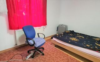 Casa pentru 2 familii, 7 Camere, 2 Garaje, 1500MP Teren - Poză 8