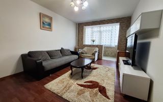 Apartament cu 3 camere, decomandat, zona Republicii - Poză 1