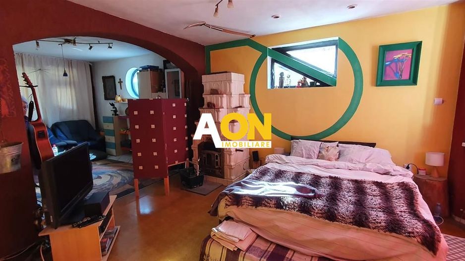 Casa cu 5 camere, 1500 mp teren, Centru. Pretabila pentru muncitori - Poză 6