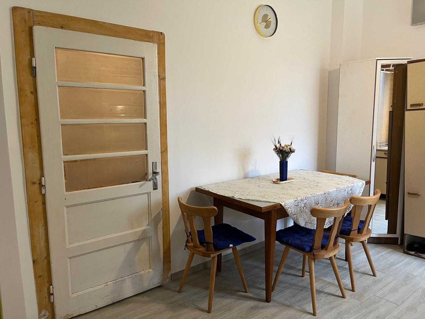 Vând apartament 2 camere, renovat - Cartierul Funcționarilor - Poză 6