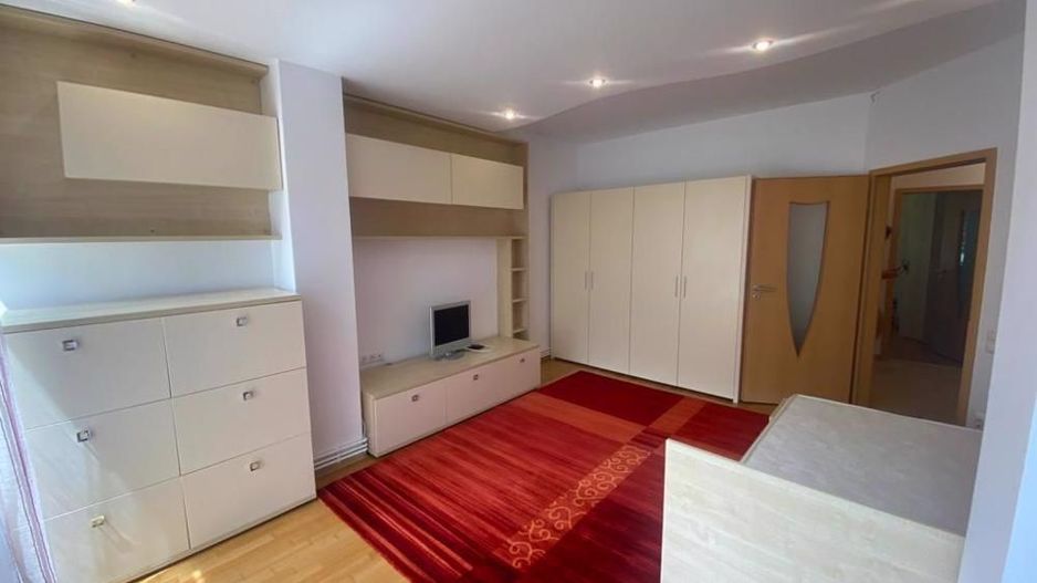 3 camere decomandat lux zona Medicina - CENTRALA PROPRIE - Poză 14