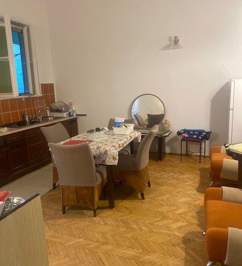Apartament decomandat zona SINAIA - Poză 4