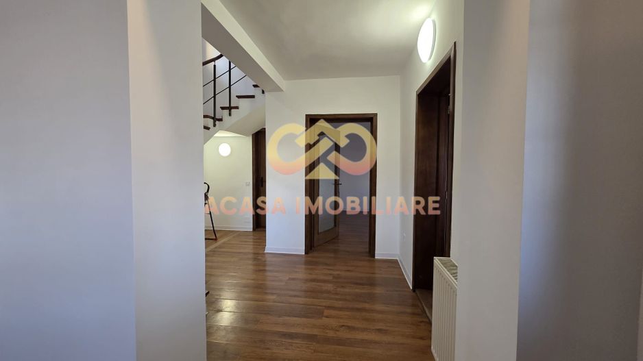 VILA BIROURI FIRMA  NEMOBILATA  ZONA  PALAS - Poză 23