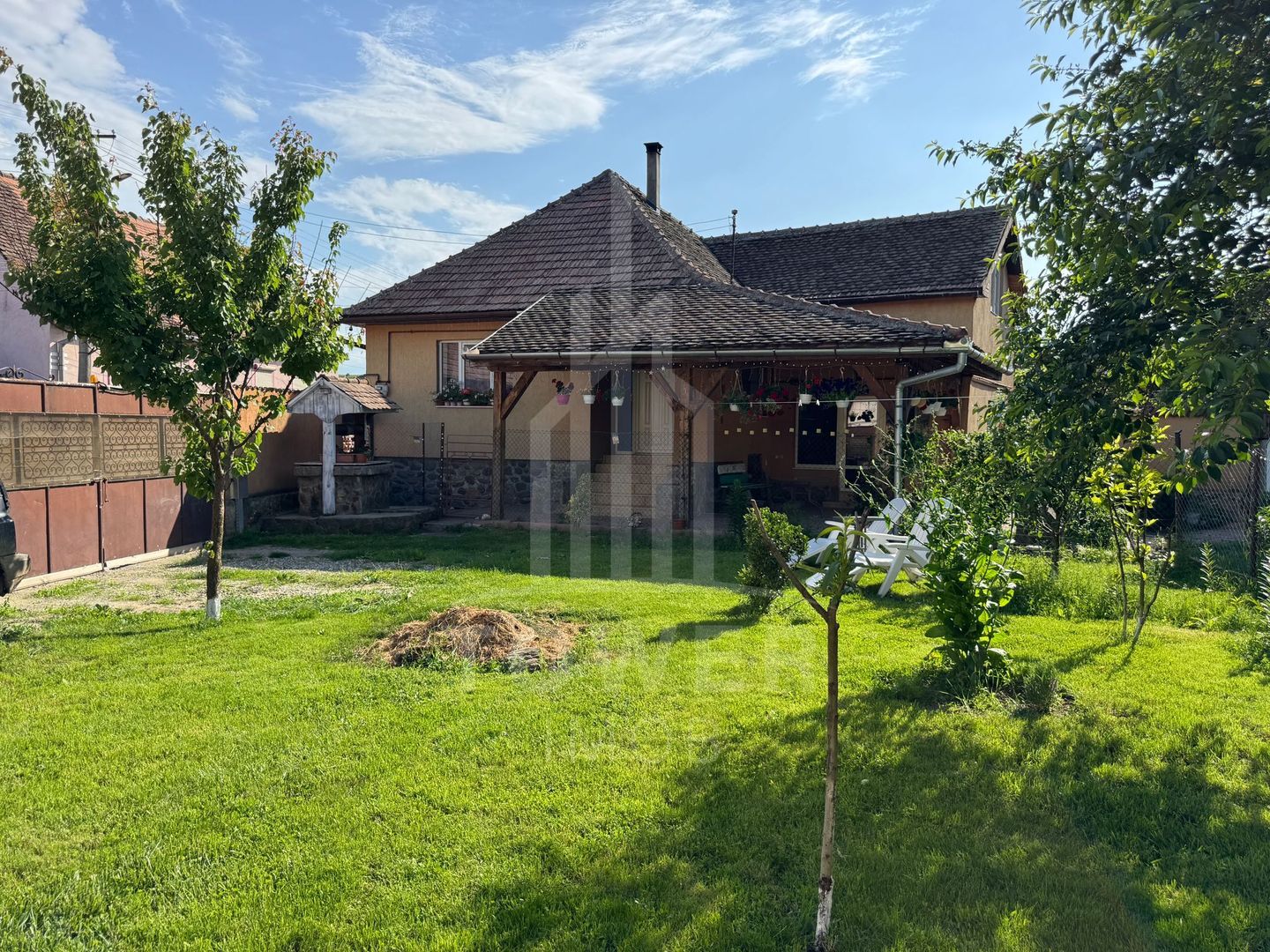 Casă în exclusivitate la Ocna Sibiului - Poză 7